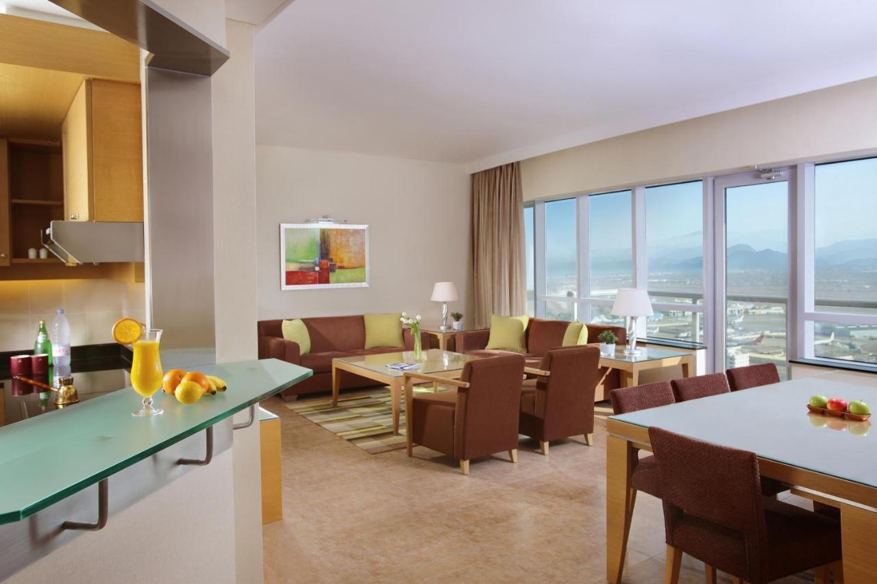 Nour Arjaan By Rotana-Fujairah Hotel Étterem fotó